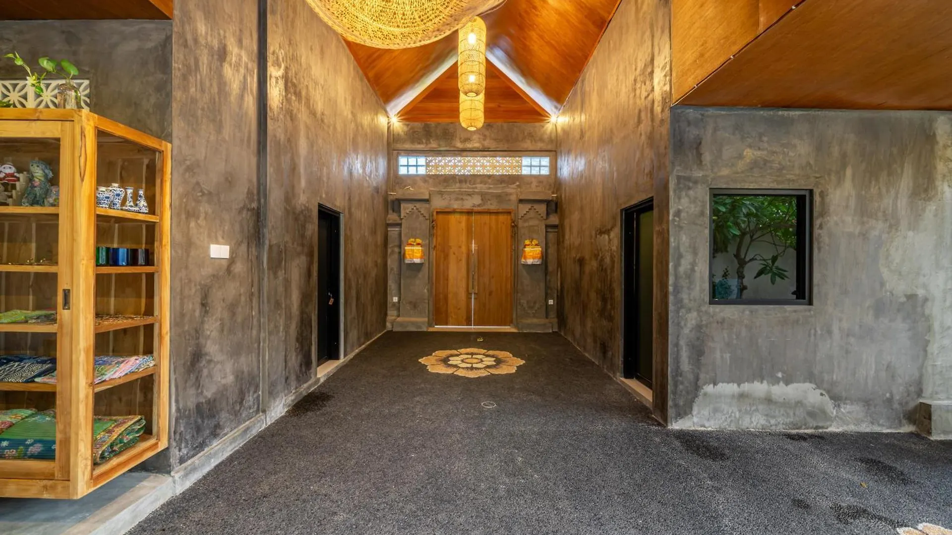 The Hepburn Stylish Single Room Guesthouse With Shared Pool 900M From Seminyak Beach Guest house Seminyak (Bali)
