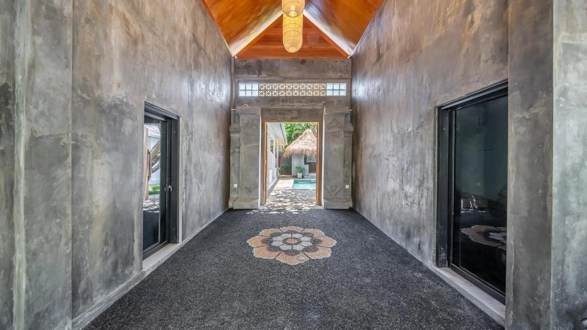 The Hepburn Stylish Single Room Guesthouse With Shared Pool 900M From Seminyak Beach Indonesien